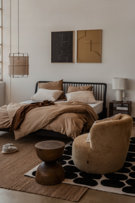 Ethnicraft bed Spindle black 180x200 cm