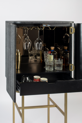 Bold Monkey kast Ava Morgana slangenleer