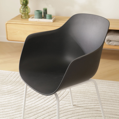 Eetkamerstoel Nora-Puk wit onderstel - met armleuningen