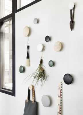 Muuto wandhaken Dots Wood (Set van 5)