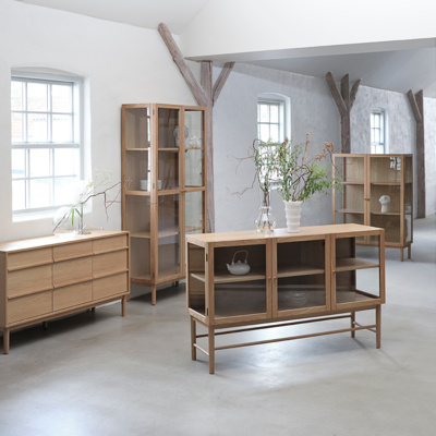 Eikenhouten vitrinekast Boris