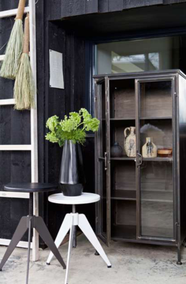 Metalen kastje Puristic