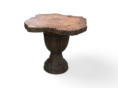 Eettafel uniek dikke poot