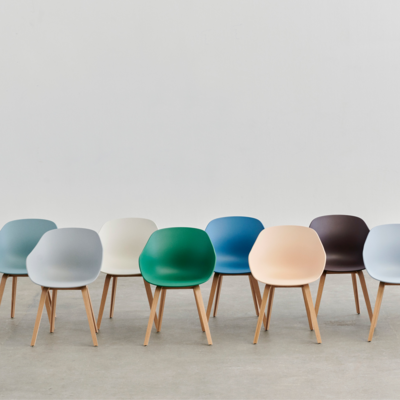 HAY stoel AAC 222 - eiken gelakt frame