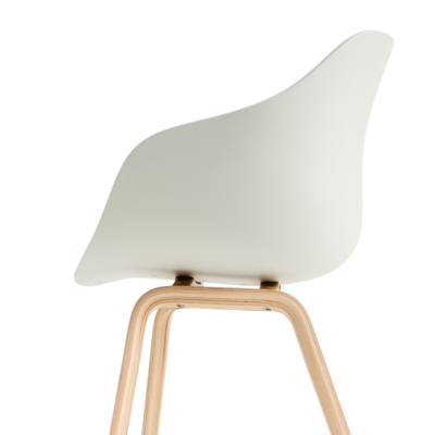 HAY stoel AAC 222 - eiken gelakt frame