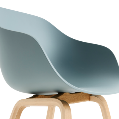 HAY stoel AAC 222 - eiken gelakt frame