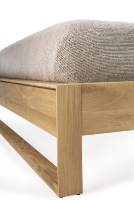 Ethnicraft bed Nordic II Oak 160x200 cm