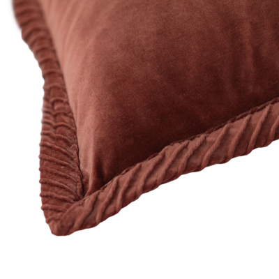 Sierkussen Tucked border