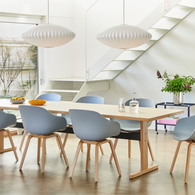 HAY stoel AAC 222 - eiken gelakt frame