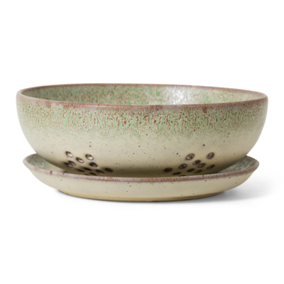 70s ceramics: berry bowl slush