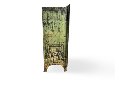 Kast ijzer 2 deurs en lades binnen in uniek