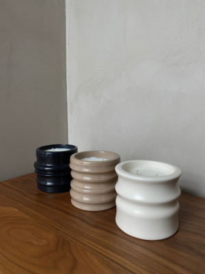 Kaars Shape 04.01 Candle &amp; Happy lid Stone