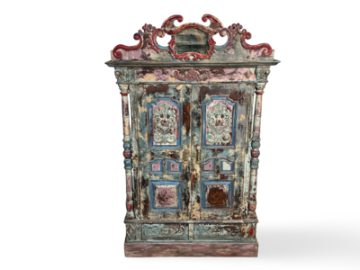 Kast 2 deur snijwerk uniek