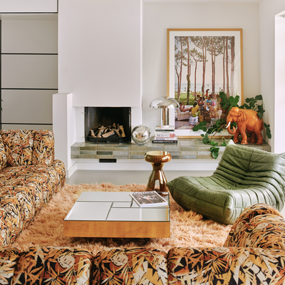 HK wooden stool chestnut