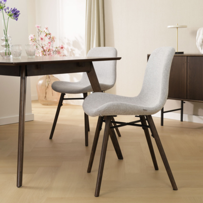 Eetkamerstoel Nena-Fé walnoot houten onderstel