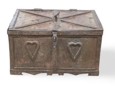 Ijzeren oude kist uniek