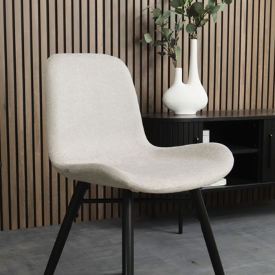 Eetkamerstoel Nena-Fé walnoot houten onderstel