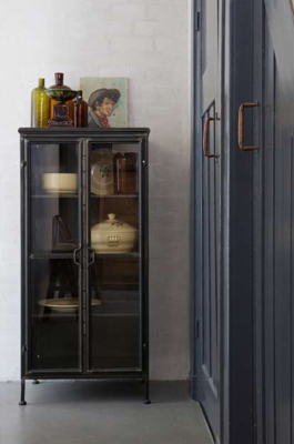 Metalen kastje Puristic