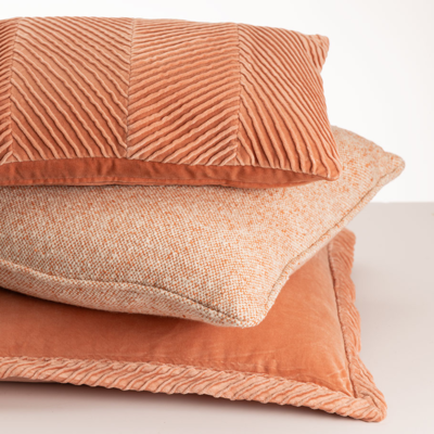 Sierkussen Tucked border