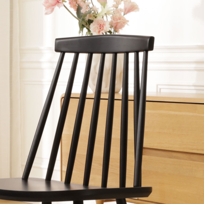 Filou berkenhouten spijlenstoel