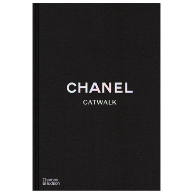 Chanel catwalk koffietafelboek