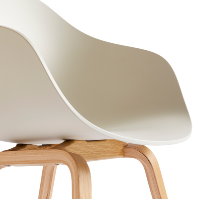 HAY stoel AAC 222 - eiken gelakt frame