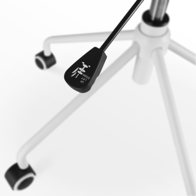 Nout-Otis bureaustoel wit onderstel - Gestoffeerde zitting met armleuningen