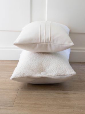 Kussen bouclé knoop ecru