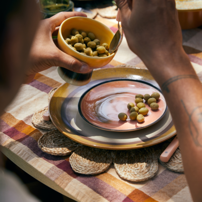 HKliving Dinner Plates - 70's Ceramics