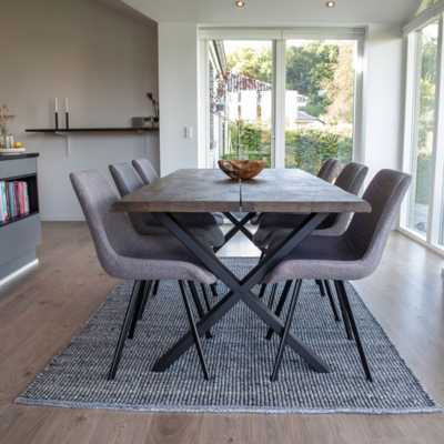 Eikenhouten eettafel Fendi