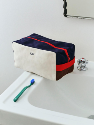HAY Multi Wash Bag