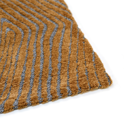 Geometrisch geel vloerkleed Tabasco met cirkels en labyrinten in goudgeel