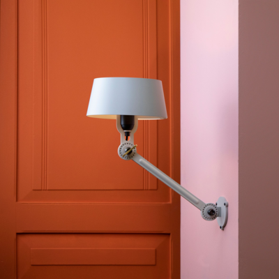 Tonone wandlamp Bolt Underfit Install