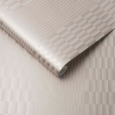 Graham &amp; Brown  vliesbehang  Symmetry Soft Gold
