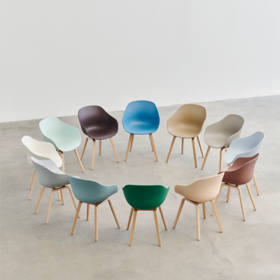 HAY stoel AAC 222 - eiken gelakt frame