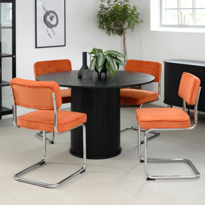 Lenn houten eettafel