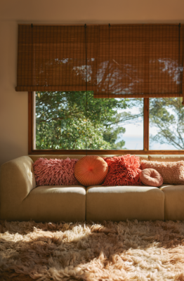 HK fluffy kussen 60x40