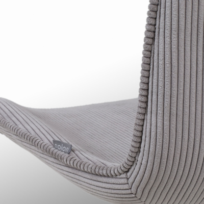 Eetkamerstoel Nena-Fé walnoot houten onderstel