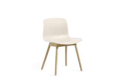 HAY stoel AAC 12 - eiken gezeept frame