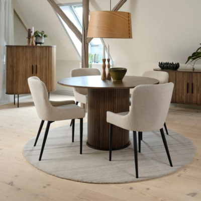 Lenn houten eettafel