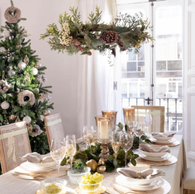 Ivoor Damasten Tafelkleed (hotelkwaliteit)