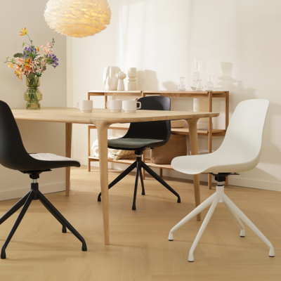 Draaibare eetkamerstoel Nola-Liv wit - zwart onderstel (incl. zitkussen)